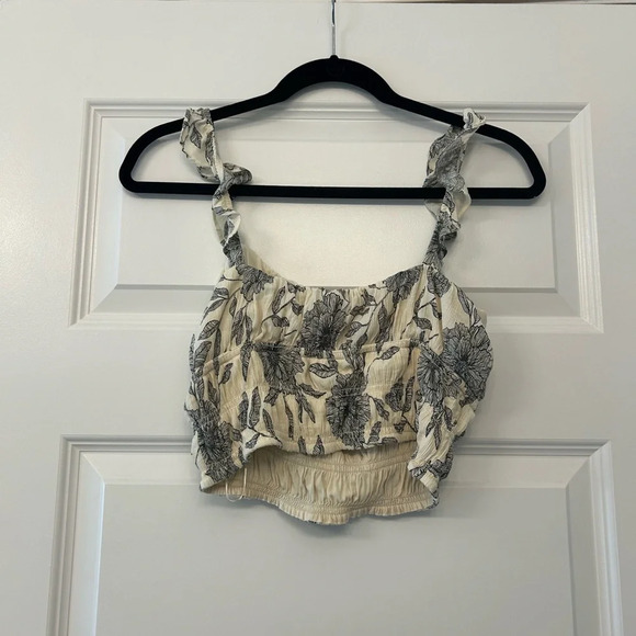 Abercrombie floral crinkle crop - Picture 6 of 8